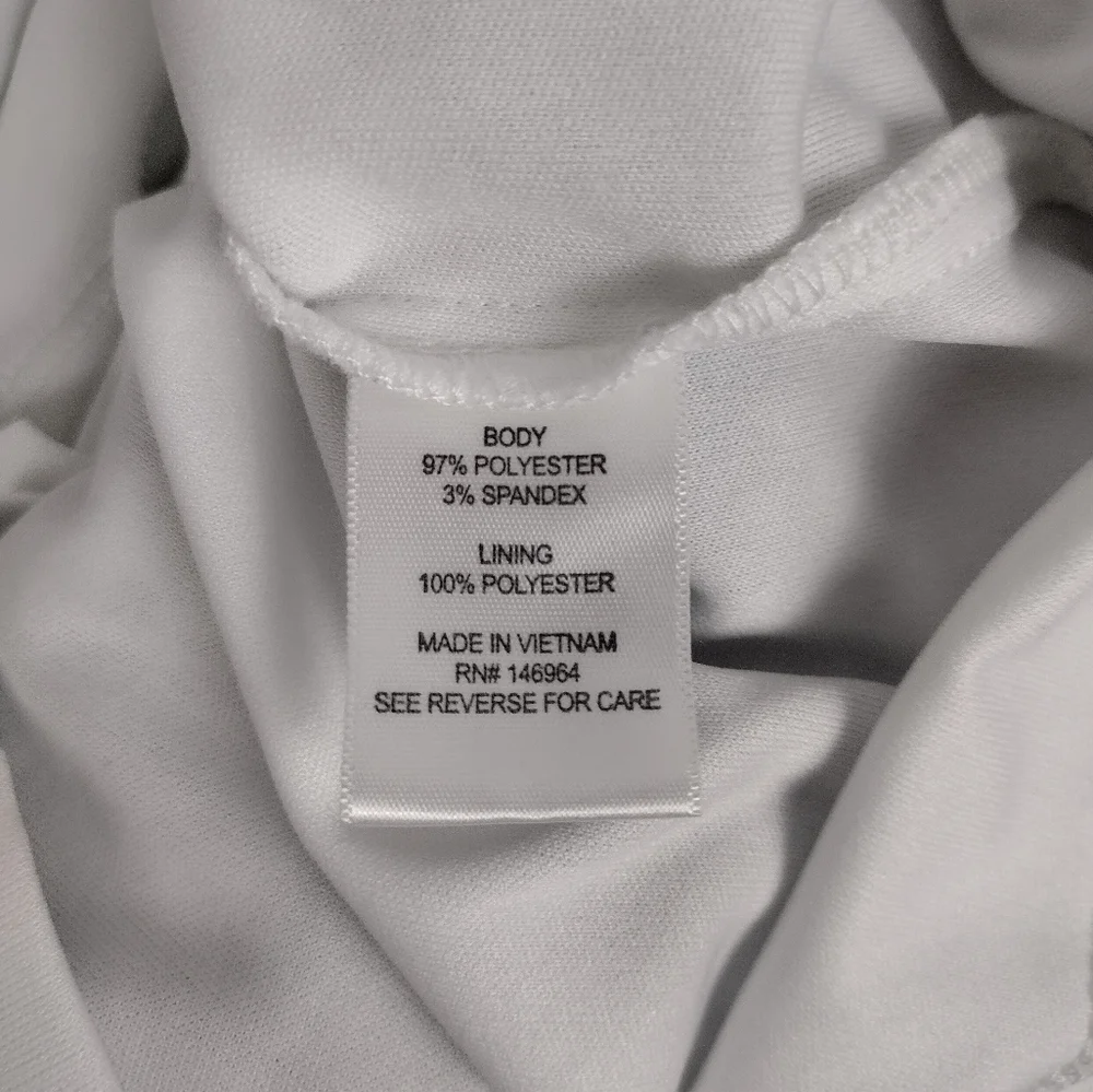 Beautiful handkerchief dress - Picture 7 of 15